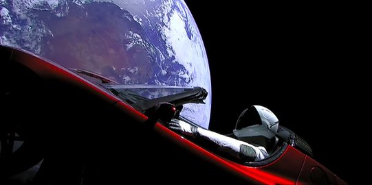 Starman dan Roadster Besutan SpaceX Akhirnya Berhasil Kelilingi Matahari