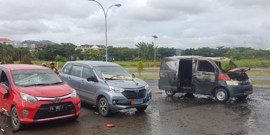 Jalanan Diblokade, Warga Sorong Kesulitan Cari Makan