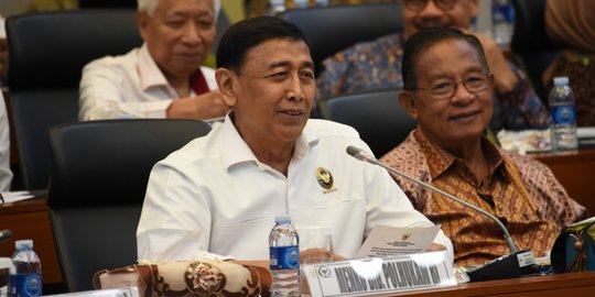 Wiranto Sebut akan Ada Penambahan Pasukan di Papua Barat