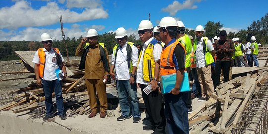 jalan perbatasan indonesia papua nugini rev1