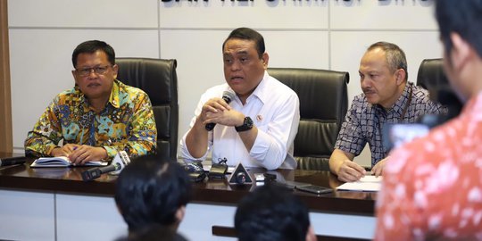 MenPAN: Pemda Dilarang Rekrut Honorer, Melanggar Bakal Disanksi Mendagri