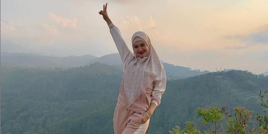 yang kini berhijab rev2