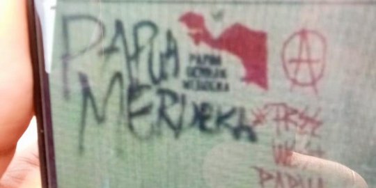 Vandalisme Bertuliskan 'Papua Merdeka' Ditemukan di Solo