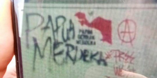 Polisi Selidiki Pelaku Vandalisme 'Papua Merdeka' di Solo