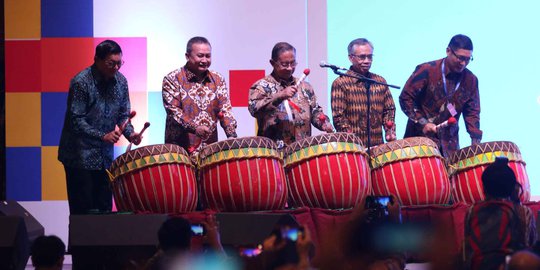 Pukul Bedug, Menko Perekonomian dan OJK Buka Pameran CMSE 2019