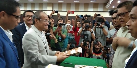 Paripurna DPRD Sulsel, Panitia Angket Bacakan Rekomendasi Minta MA Periksa Gubernur