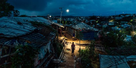Dibantai di Kampung Halaman, Nelangsa di Pengungsian, Rohingya Terpuruk dalam Nestapa