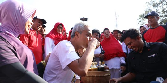 Bakul Jamu Rastiti Tantang Ganjar Minum Brotowali