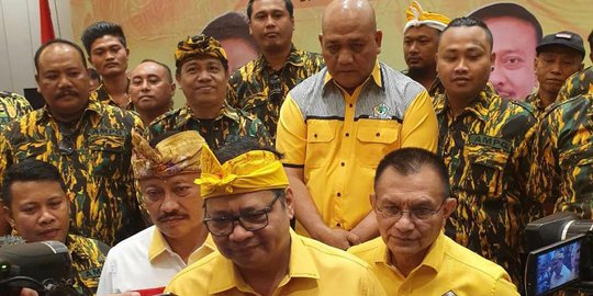 Airlangga Diminta Arif Hadapi Aspirasi Kader Golkar AMPG