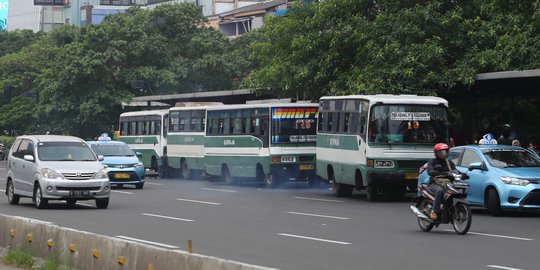 Jeritan Sopir 'Mati Total' Sejak Kopaja dan Metromini 'Hilang'