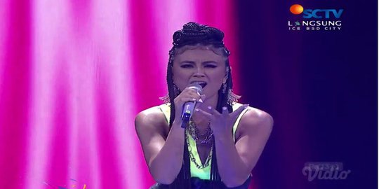 Agnez Mo Buka HUT SCTV Ke-29 dengan Lagu Tanah Airku