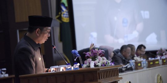 Gubernur Jabar Sampaikan Nota Pengantar Raperda Perubahan APBD TA 2019
