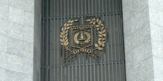 Resmi Dilantik, Pantas Nainggolan dari PDIP jadi Pimpinan DPRD DKI Sementara