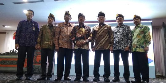 Menteri Nasir Perkenalkan Rektor Asing Pimpin Universitas di Indonesia