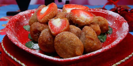 deep fried strawberry hearts rev1