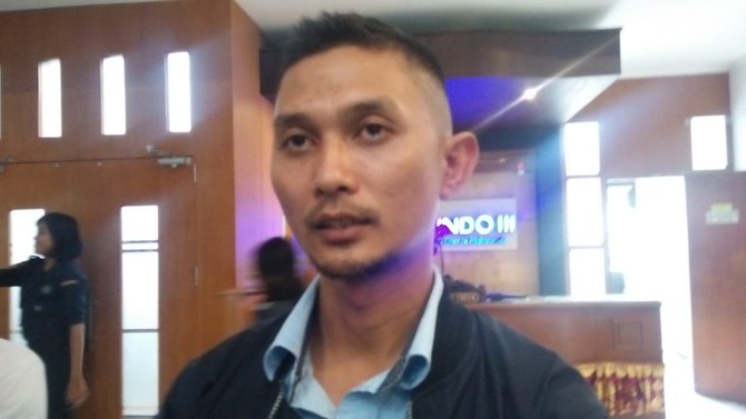 pelindo iii hentikan sementara reklamasi teluk benoa