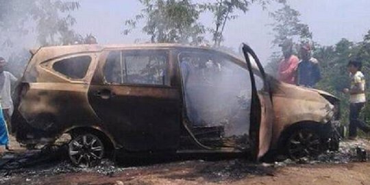 Polisi Tangkap Pembunuh 2 Orang yang Mayatnya Dibakar Dalam Mobil di Sukabumi