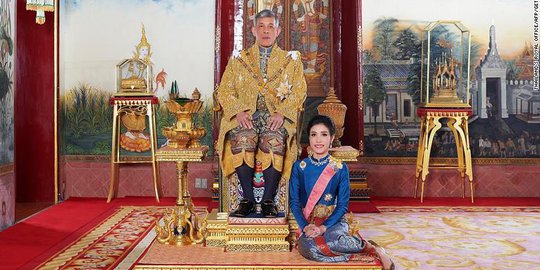 Potret Cantiknya Selir Raja Thailand