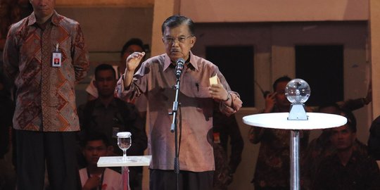 Wapres JK Sebut Teknologi Indonesia Tidak akan Maju dengan Upacara