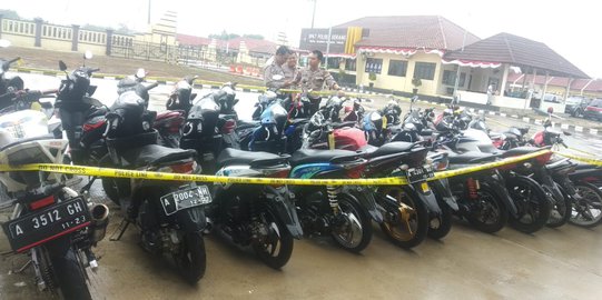 Eks Anggota TNI jadi Otak Pencurian di Serang dan Depok, 26 Motor Disita