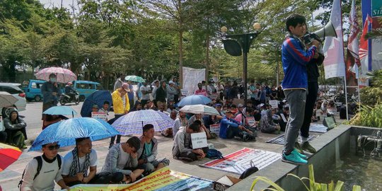 Nasib Tak Jelas, Ratusan Imigran di Makassar Kembali Demo Kantor UNHCR