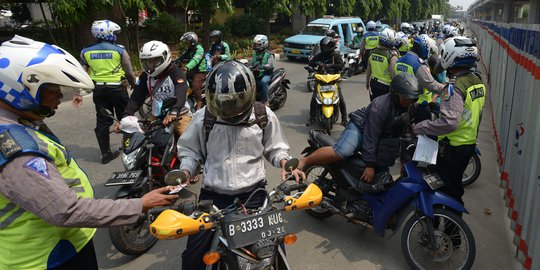 Polisi Gelar Razia Operasi Patuh Jaya 2019 di Kebon Nanas