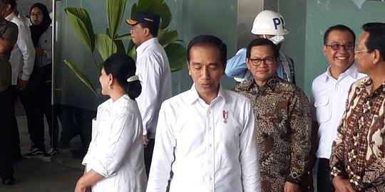 Jokowi Tinjau Bandara Yogyakarta: Ini Pembangunan Airport Paling Cepat di Indonesia