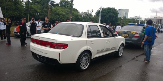 Kemenhub Siapkan 2 Aturan Pendukung Perpres Mobil Listrik