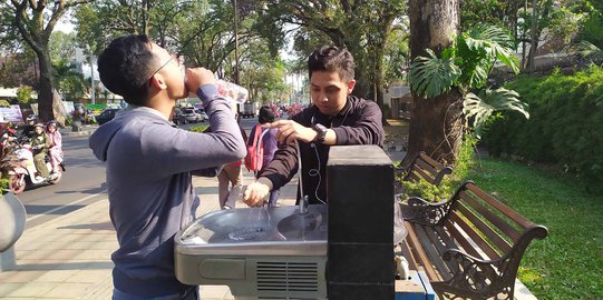 Warga Malang Sempat Ragukan Kebersihan Tap Water yang Disediakan PDAM