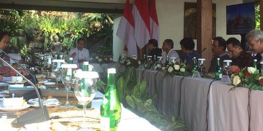 Jokowi Nilai Perkembangan Destinasi Wisata Candi Borobudur Masih Lambat
