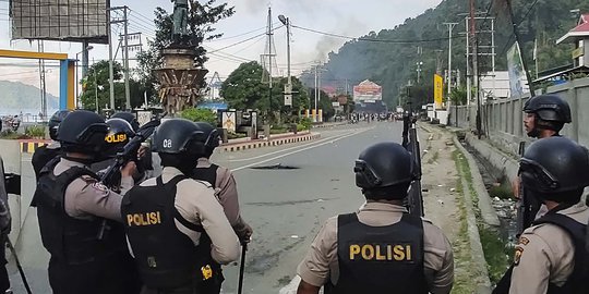 Polisi Libatkan Tokoh Masyarakat Redam Demonstrasi di Papua