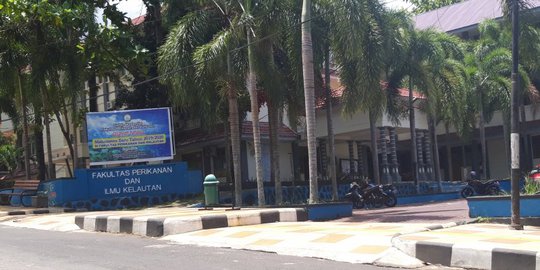 Viral Peloncoan di Kampus, Empat Mahasiswa Senior Unkhair Disanksi