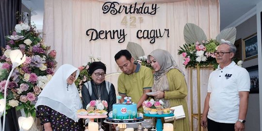 Ultah ke-42, Santi Berikan Kejutan Tak Terduga untuk Denny Cagur