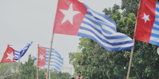 Dua dari Delapan Tersangka Pengibar Bendera Bintang Kejora Dipulangkan