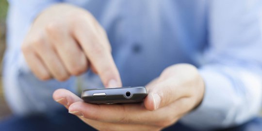 5 zodiak ini paling malas balas chat