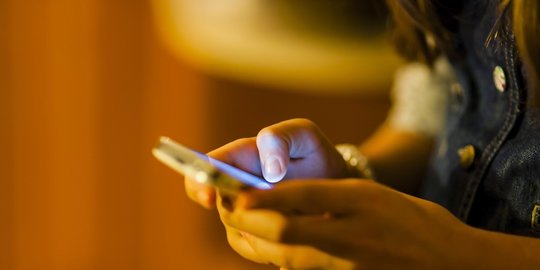 5 zodiak ini paling malas balas chat