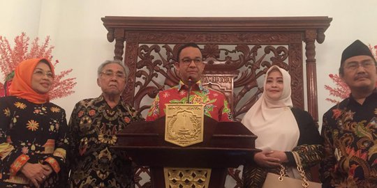 Anies Sebut Pemerintah Pusat Belum Punya Solusi Untuk Pencari Suaka