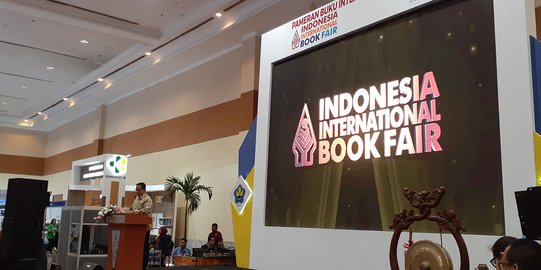 Buka Pameran Buku Internasional, Anies Sebut Publik Lebih Suka Baca Pesan WhatsApp