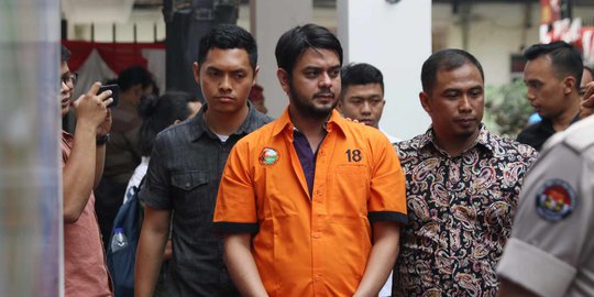 Polda Metro Jaya Serahkan Berkas Perkara Narkoba Rio Reifan ke Kejati