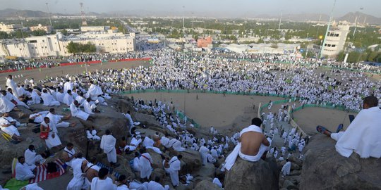 Ratusan Jemaah Haji Indonesia Masih Ditahan Polisi dan Terlantar di Arab Saudi