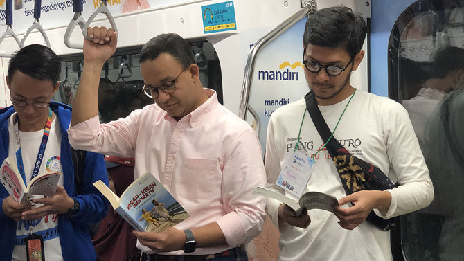 anies luncurkan ruang baca buku di stasiun mrt jakarta