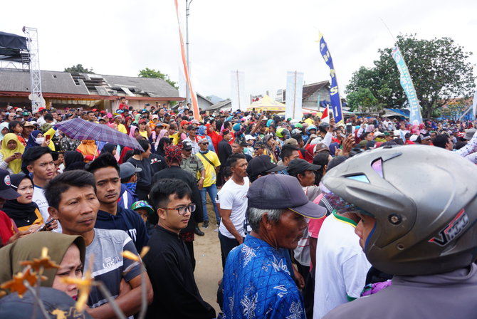 gubernur jawa timur khofifah indarparawansa di banyuwangi