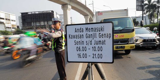 Pelanggar Ganjil Genap di Gunung Sahari Coba Suap Polisi Rp50.000