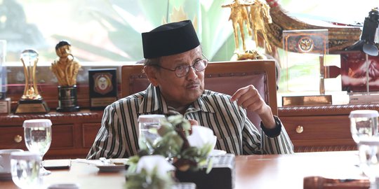 Selasa Pagi, Kondisi Kesehatan BJ Habibie Semakin Membaik