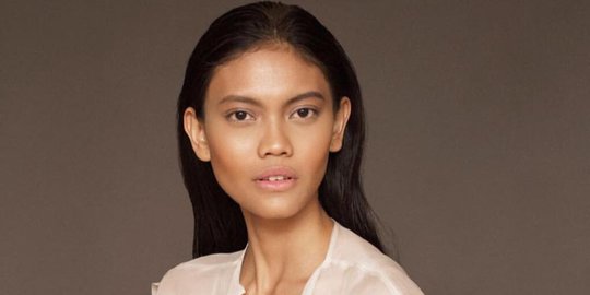 Laras Sekar, Gadis Asal Indonesia Didapuk Jadi Model Iklan Kosmetik Kim Kardashian