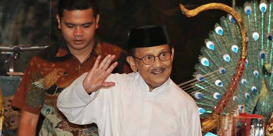 Jokowi: BJ Habibie Negarawan yang Patut Dijadikan Contoh dan Teladan