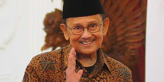 Apakah jabatan tertinggi bj habibie dalam pemerintahan indonesia