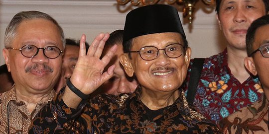 Habibienomic: Warisan Konsep Ekonomi Berbasis Teknologi BJ Habibie