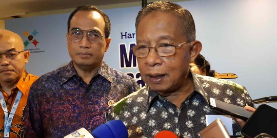 Di Hadapan Menhub Budi, Menko Darmin Keluhkan Mahalnya Biaya Logistik RI