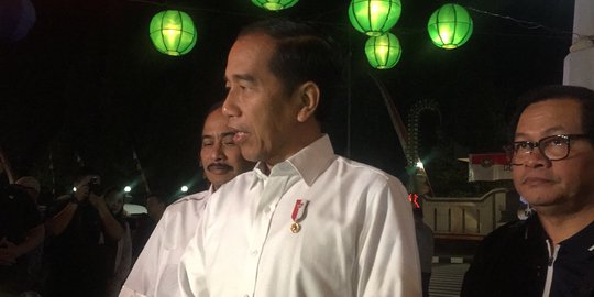 Atasi Karhutla Riau, Jokowi Minta Panglima TNI hingga Kapolri Turun Tangan